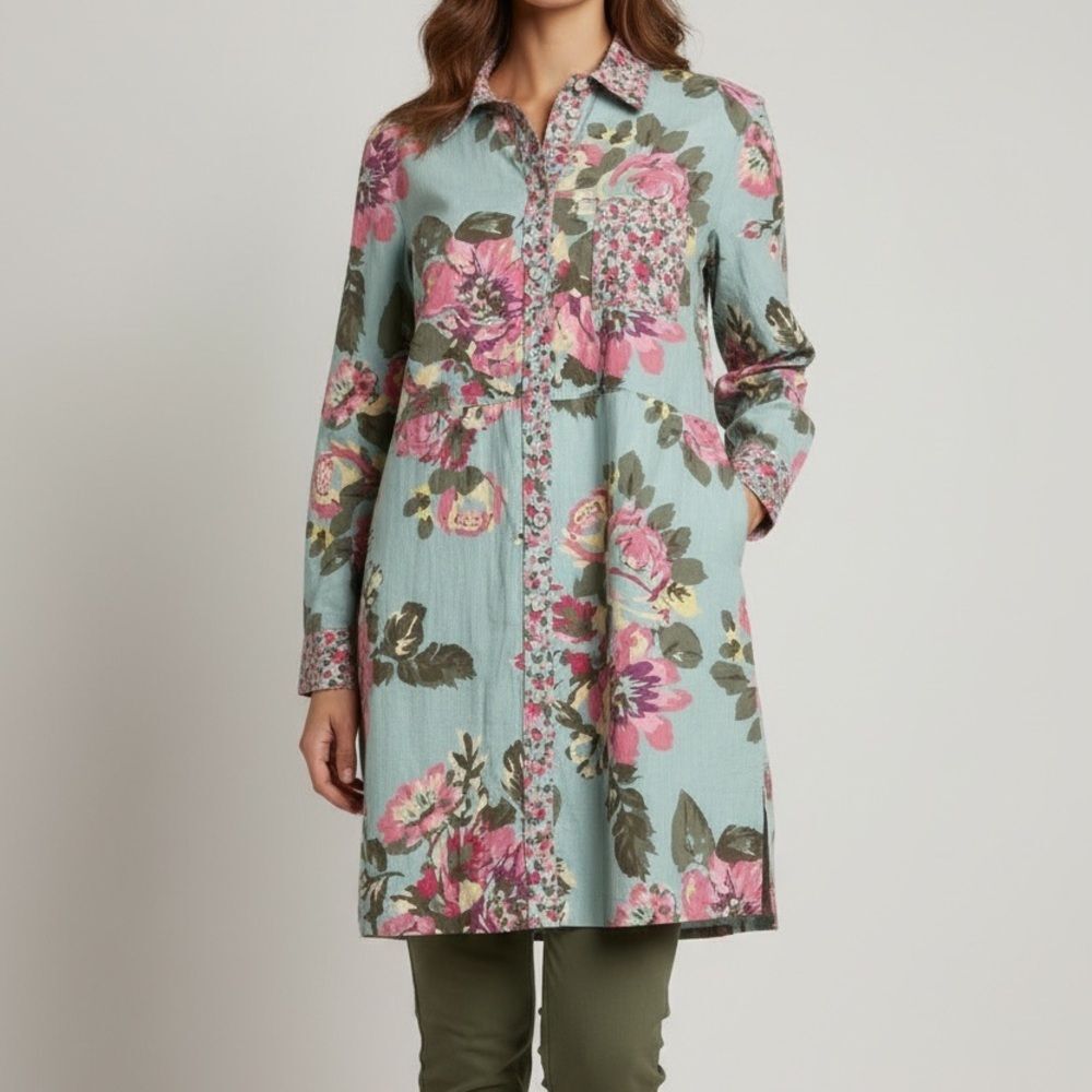 Women's Soft Surroundings Scattered Roses Floral Button Down Tunic
